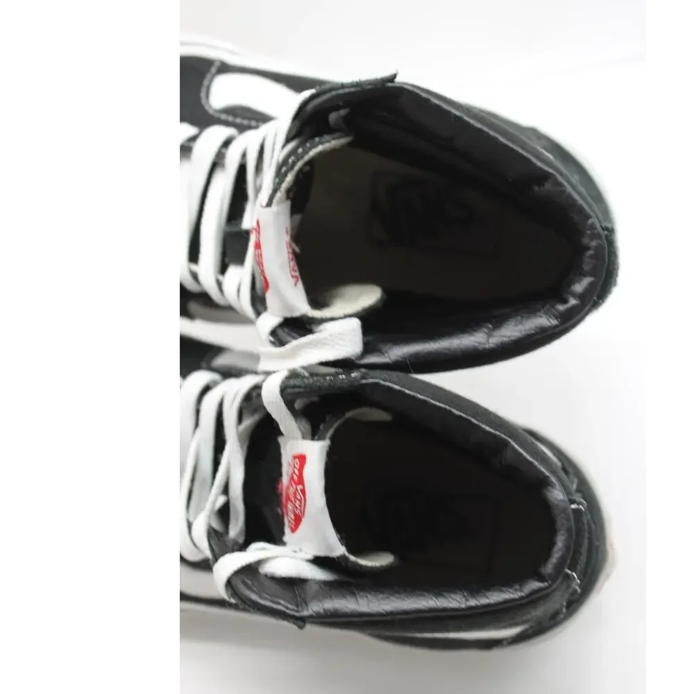 Vans Black & White Streetwear Skater Casual Suede Canvas High Top Sneakers 7.5